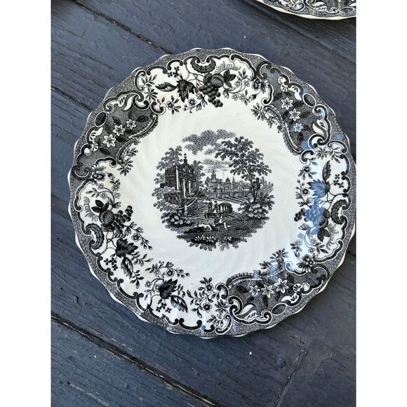 Vintage 1928 Copeland England Late SPODE Black White 9" Dinner Plate 3 available - Picture 4 of 8